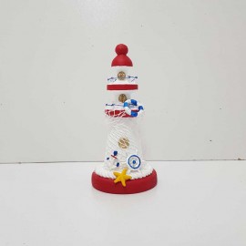 فانوس دریایی چوبی کوچک سفید