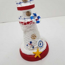 فانوس دریایی چوبی کوچک سفید