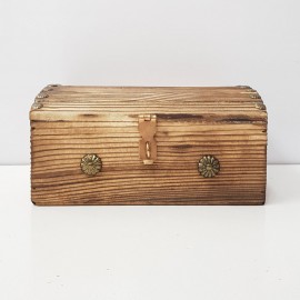 صندوقچه چوبی کوچک سوخته قفل اویزدار