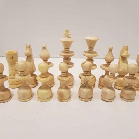 مهره شطرنج چوبی دستساز اعلا متوسط رنگ فندقی