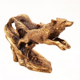 مجسمه گرگ دوتایی